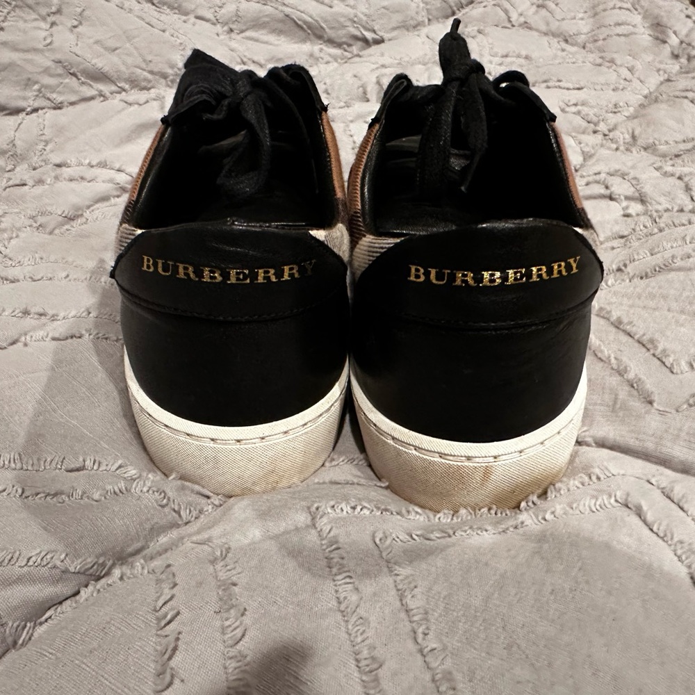 Black Burberry sneakers